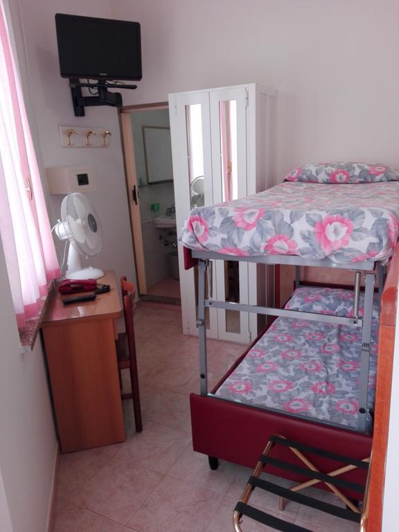 Hotel Parigi Rimini Dış mekan fotoğraf