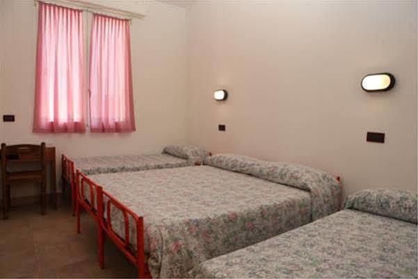 Hotel Parigi Rimini Dış mekan fotoğraf